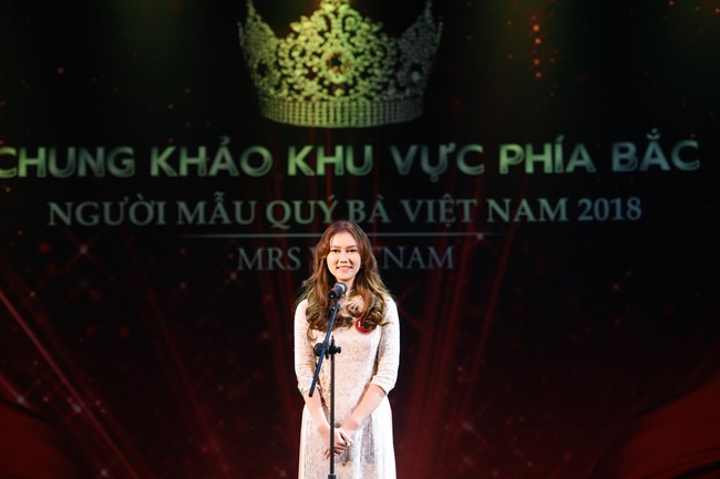 Bất ngờ với nhan sắc mẹ 3 con được ví như bản sao Lee Honey tại Chung khảo Người mẫu quý bà Việt Nam - Ảnh 7.