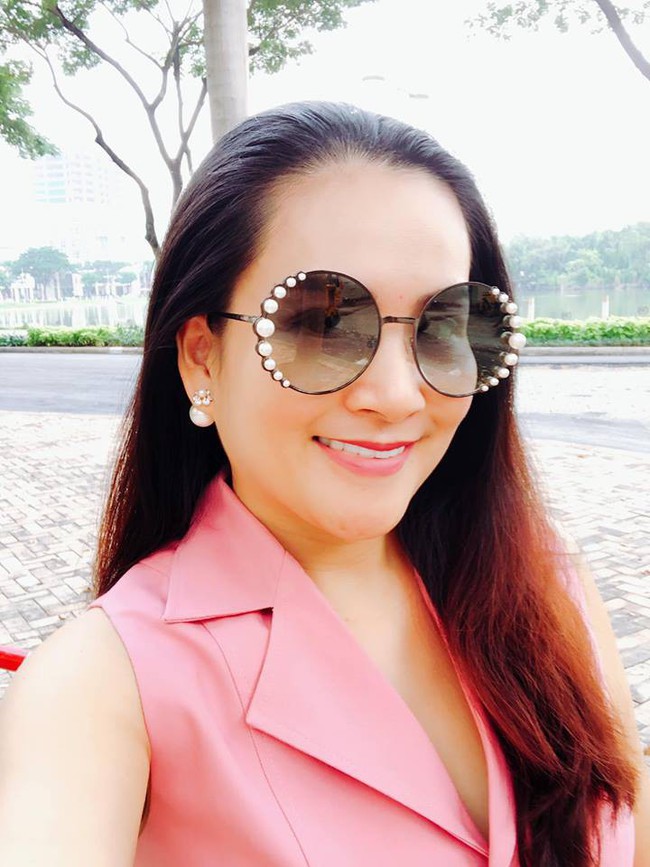 Đầu tuần vi vu của các hot mom: Vợ đại gia kim cương hồi hộp đi du lịch, Hương Baby sang Mỹ cùng Tuấn Hưng - Ảnh 15. Đầu tuần vi vu của các hot mom: Vợ đại gia kim cương hồi hộp đi du lịch, Hương Baby sang Mỹ cùng Tuấn Hưng - Ảnh 15.