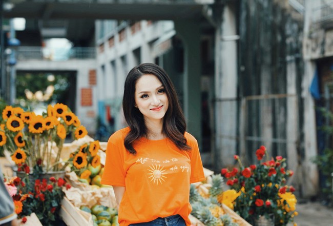 Erik tự tin khoe tóc mới, Văn Mai Hương diện áo khoét sâu gợi cảm ngực đầy - Ảnh 9. Erik tự tin khoe tóc mới, Văn Mai Hương diện áo khoét sâu gợi cảm ngực đầy - Ảnh 9.