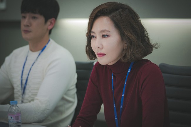 “Nữ hoàng rating” Kim Nam Joo tái xuất với vụ giết người hot nhất màn ảnh Hàn 2018 - Ảnh 4.