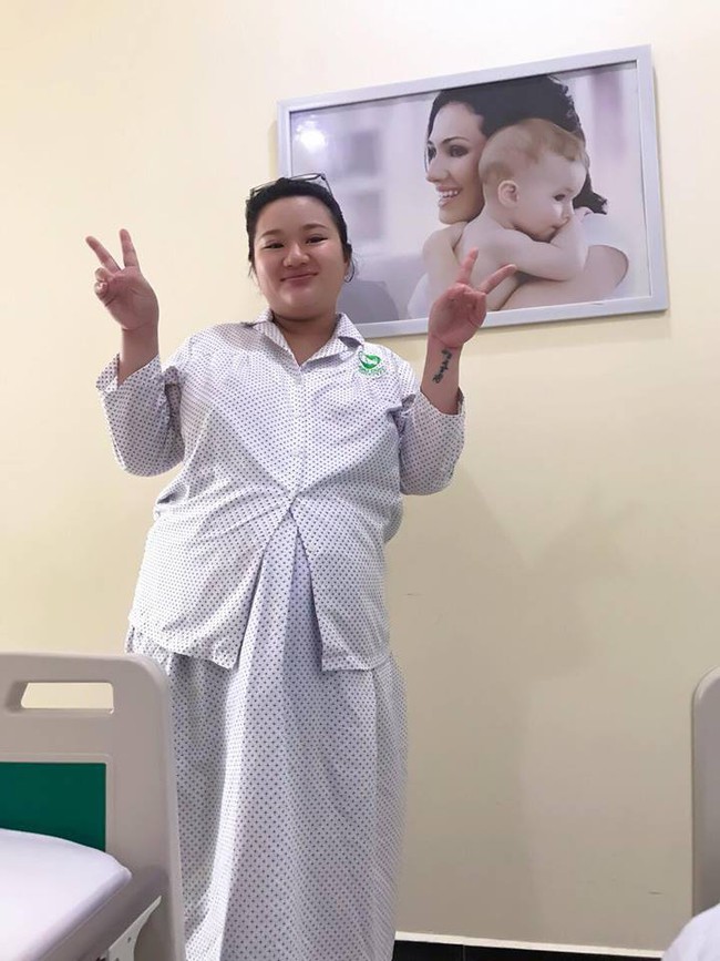 Mẹ 9X lên bàn đẻ nặng gần 1 tạ, con đẻ xong đã nặng 4,7kg ai nhìn cũng thích mê - Ảnh 2. Mẹ 9X lên bàn đẻ nặng gần 1 tạ, con đẻ xong đã nặng 4,7kg ai nhìn cũng thích mê - Ảnh 2.