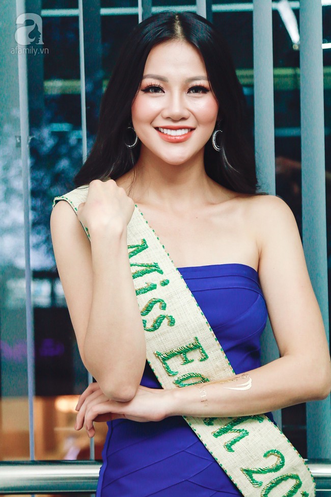 Hoa hậu Trái đất Phương Khánh: Giải thưởng mà mua được thì 87 nước khác mua trước rồi, làm gì tới lượt tôi - Ảnh 2.