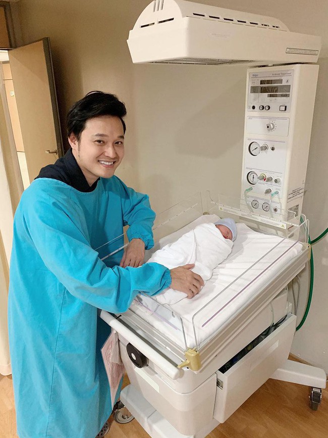 Em gái ca sĩ Quang Vinh sinh con gái đầu lòng sau 9 năm gắn bó cùng chồng cơ trưởng điển trai - Ảnh 4.