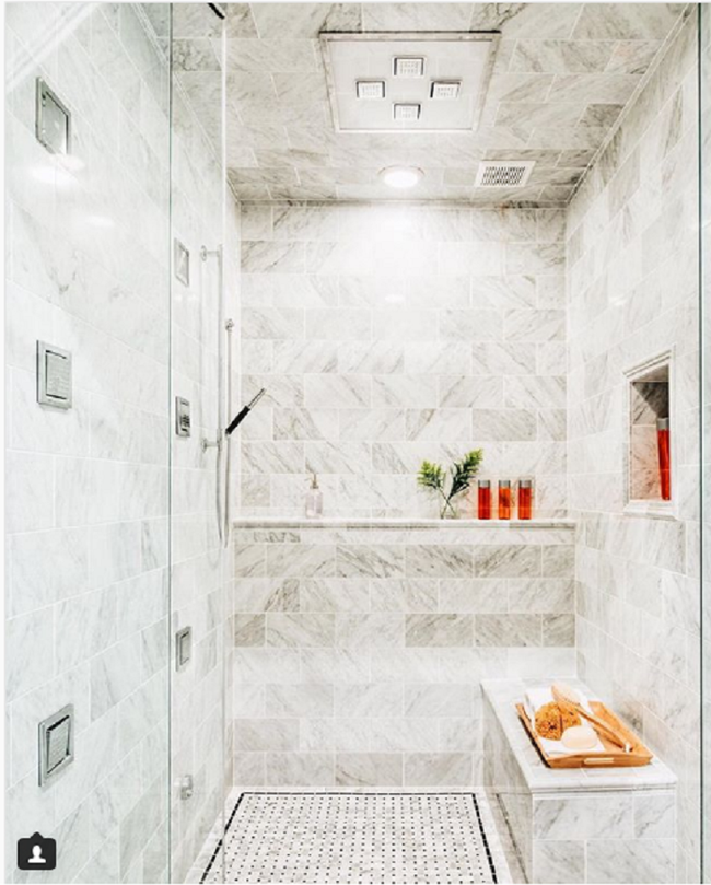 13 mẹo để làm cho phòng tắm nhà bạn thoải mái như một spa - Ảnh 2.