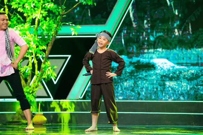 Sở hữu gương mặt nét nào ra nét ấy, cô bé này được Việt Hương khuyến khích nên đi thi Hoa hậu - Ảnh 5.