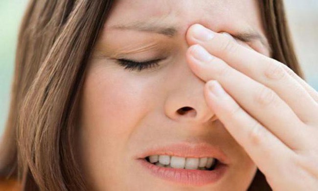 Có những dấu hiệu này thì nên cẩn thận vì có thể bạn đã mắc bệnh viêm mũi xoang - Ảnh 5.