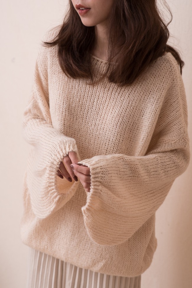 18 mẫu áo len mỏng đến từ các thương hiệu Việt khiến bạn say như điếu đổ và muốn sắm ngay trong mùa lạnh này - Ảnh 3.