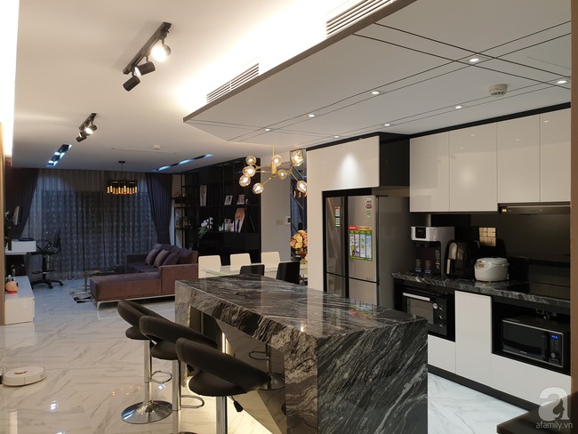 Căn hộ trên tầng 34 được đôi vợ chồng trẻ ở Hà Nội tự tay thiết kế và tâm huyết đến từng m²   - Ảnh 20.