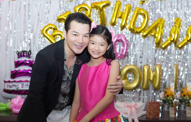 Sau 4 năm ly hôn, vợ chồng Trương Ngọc Ánh vẫn cùng nhau tụ tập tổ chức sinh nhật 10 tuổi cho con gái yêu - Ảnh 4.