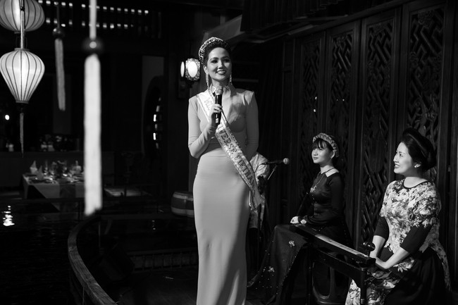 Hoa hậu HHen Niê mang chim lạc, trống đồng đến Miss Universe 2018: Trái tim tôi muốn nổ tung vì hạnh phúc! - Ảnh 3.