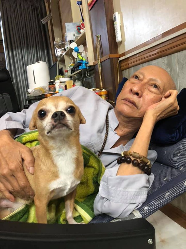 Người vợ đã ly hôn do cờ bạc của nghệ sĩ Lê Bình trở về chăm sóc chồng điều trị ung thư - Ảnh 2.