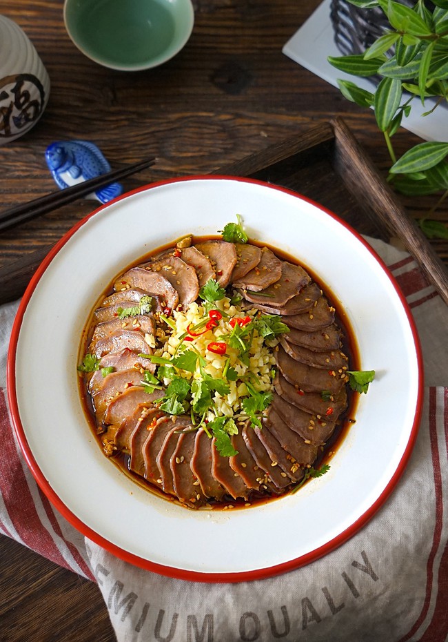 Cách luộc lưỡi heo ngon giòn không dai theo bí quyết của đầu bếp Trung Hoa - Ảnh 6. Cách luộc lưỡi heo ngon giòn không dai theo bí quyết của đầu bếp Trung Hoa - Ảnh 6.