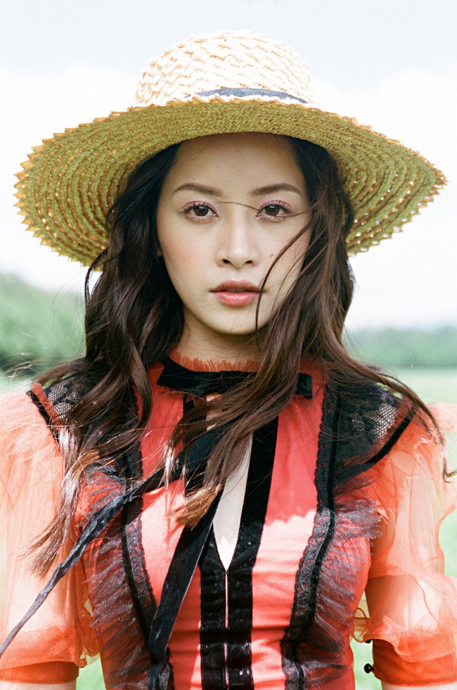 Đỏ mặt với loạt cảnh cởi áo khoe thân 16+ của Chi Pu và tình tin đồn Jin Ju Hyung - Ảnh 7.