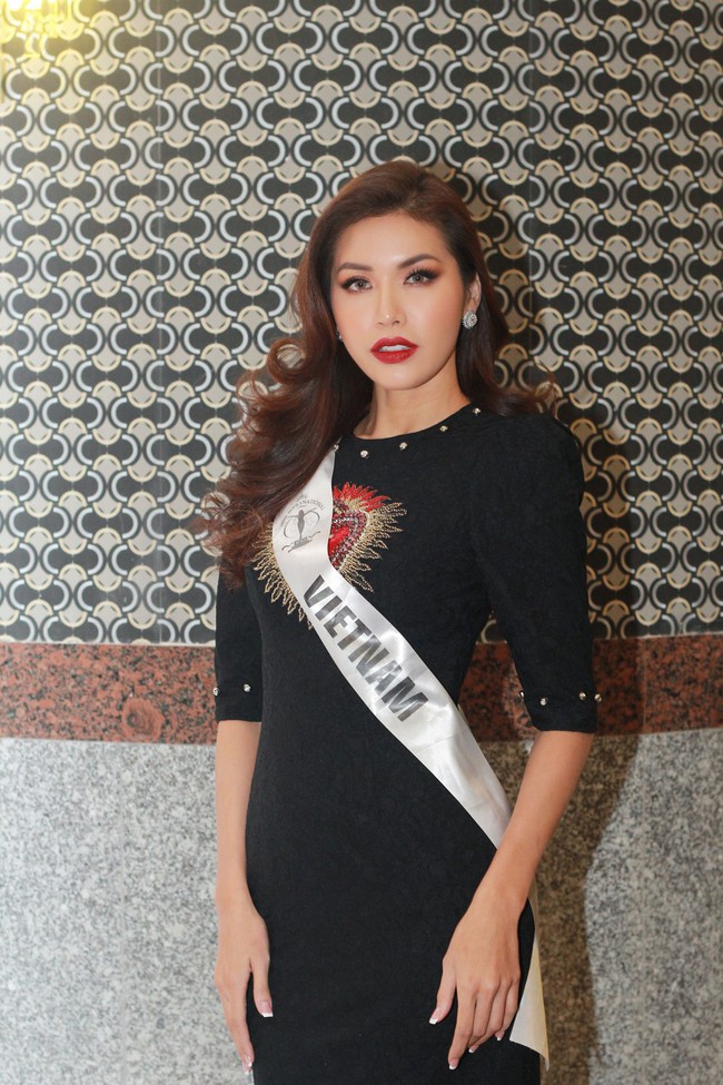 Sau ồn ào bị tố mua giải, Minh Tú sang trọng quay trở lại, nổi bật giữa dàn thí sinh Miss Supranational 2018 - Ảnh 2.