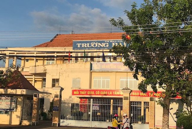 Cô giáo trẻ kể lại chuyện tình buồn với tiến sĩ nhiều vợ - Ảnh 1. Cô giáo trẻ kể lại chuyện tình buồn với tiến sĩ nhiều vợ - Ảnh 1.