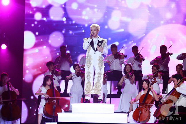 Không chỉ còn là hình ảnh trên MV, Chi Pu “đốt mắt” khán giả khi trình diễn ca khúc 16+ trên sân khấu - Ảnh 21.
