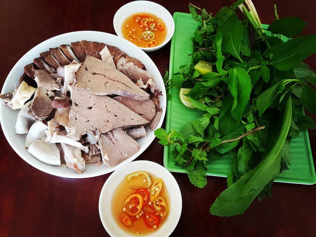 Hà Nội mùa mát trời, lòng chính là món ăn được gọi tên nhiều nhất - Ảnh 3. Hà Nội mùa mát trời, lòng chính là món ăn được gọi tên nhiều nhất - Ảnh 3.