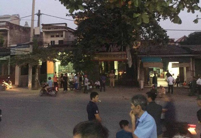 Phú Thọ: Nữ nhân viên quán karaoke bị đâm tử vong tại chỗ - Ảnh 1.
