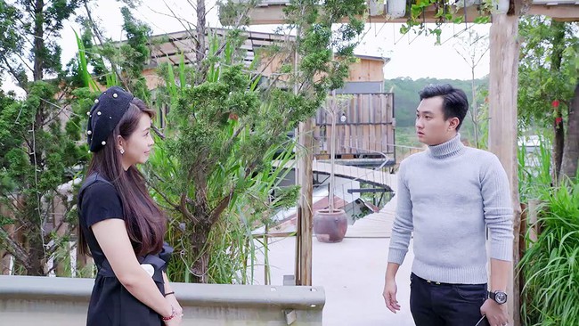 Oái oăm như Gạo nếp gạo tẻ: Vừa làm hòa với vợ, Nhân lại lộ clip sex với gái? - Ảnh 2. Oái oăm như Gạo nếp gạo tẻ: Vừa làm hòa với vợ, Nhân lại lộ clip sex với gái? - Ảnh 2.