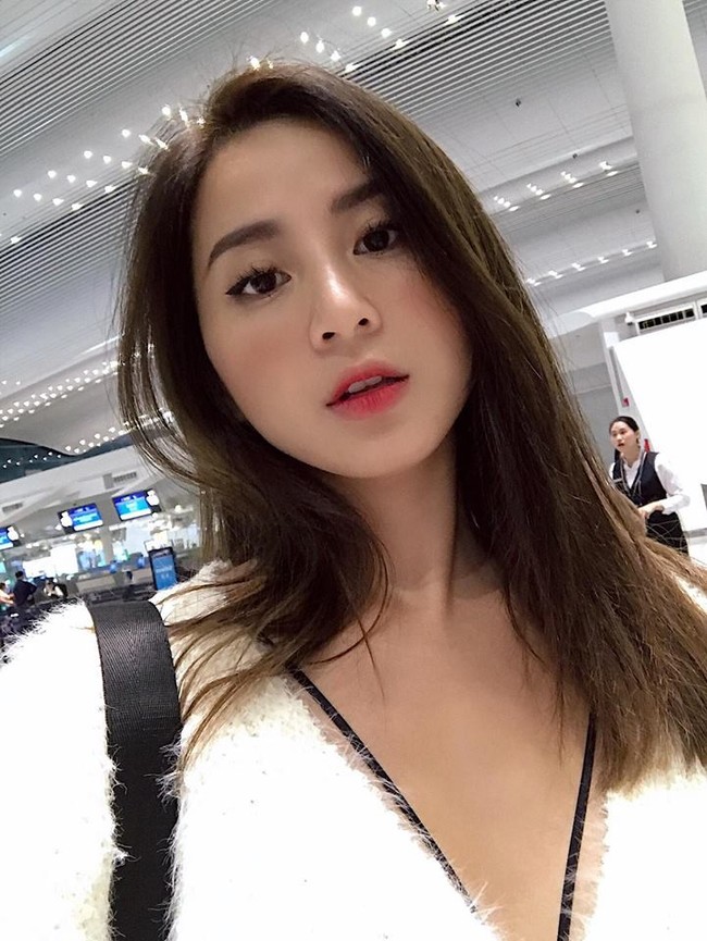 5 hot mom đình đám dù đẻ nhiều con vẫn son trẻ quyến rũ, vợ đại gia kim cương cũng lọt danh sách này - Ảnh 35. 5 hot mom đình đám dù đẻ nhiều con vẫn son trẻ quyến rũ, vợ đại gia kim cương cũng lọt danh sách này - Ảnh 35.