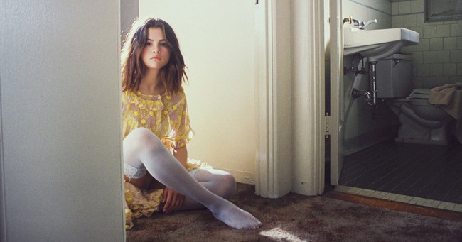 Selena Gomez đã trở về nhà sau 1 tháng điều trị tại bệnh viện tâm thần  - Ảnh 1.