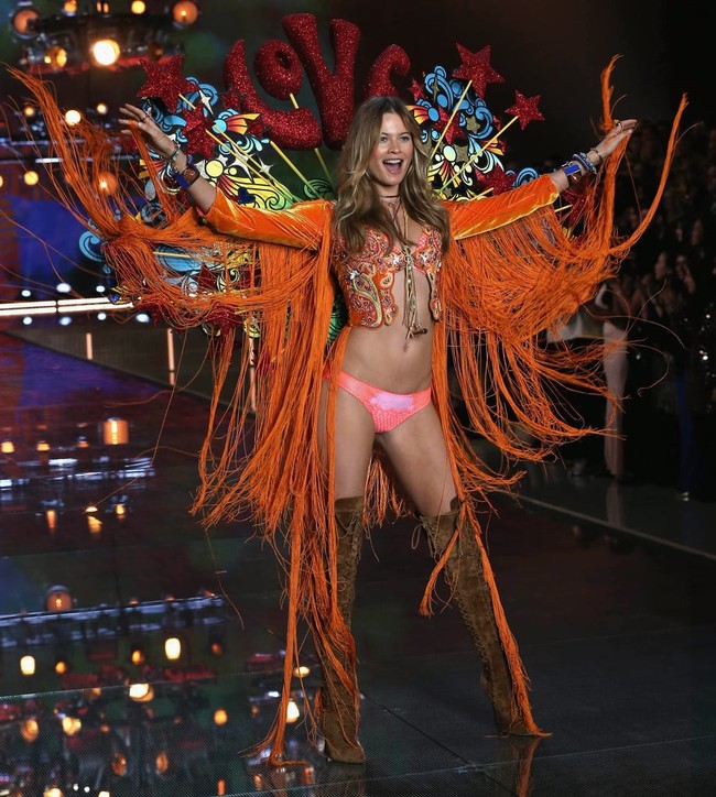 VSFS 2018 hứa hẹn là show diễn tham vọng nhất của Victorias Secret từ trước tới nay - Ảnh 5.