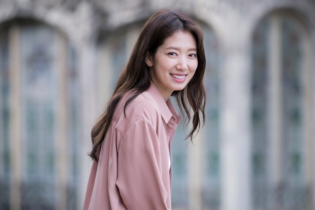 Park Shin Hye được khen ngợi hết lời trong phim đóng cùng Hyun Bin - Ảnh 1.