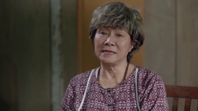 Gạo nếp gạo tẻ: Xót Hân, bà Mai chẳng còn nể nang ai mà đuổi thẳng cổ vợ chồng chú Quang ra khỏi nhà - Ảnh 6.