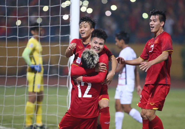 Hòa 2-2 trên sân khách, trận lượt về cần tỷ số bao nhiêu để đội tuyển Việt Nam hiên ngang giành cúp vô địch? - Ảnh 1. Hòa 2-2 trên sân khách, trận lượt về cần tỷ số bao nhiêu để đội tuyển Việt Nam hiên ngang giành cúp vô địch? - Ảnh 1.