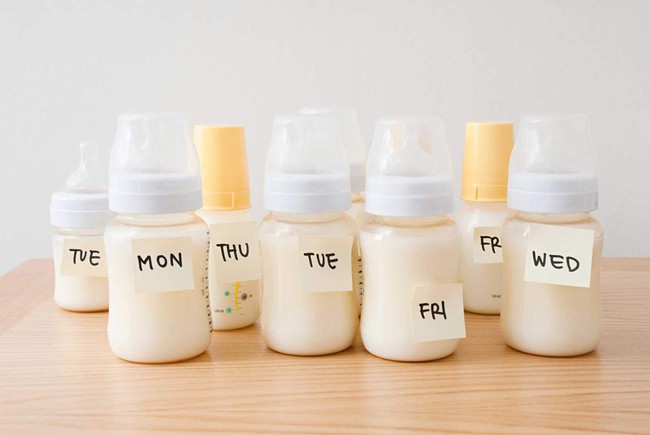 Những mặt trái của việc sử dụng máy hút sữa, các mẹ cần hết sức cân nhắc - Ảnh 2.