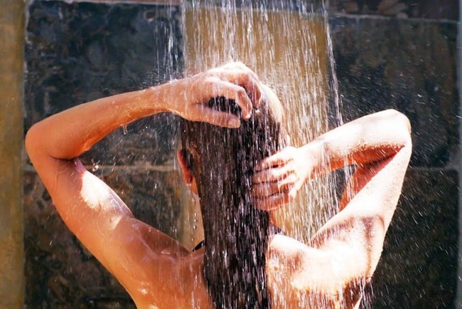 Những điều cấm kỵ khi tắm vào mùa đông nếu bạn không muốn sức khỏe suy yếu, thậm chí chết sớm - Ảnh 3.