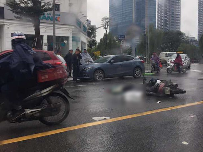 Hà Nội: Va chạm giao thông giữa lúc trời mưa rét, một nạn nhân tử vong tại chỗ - Ảnh 3.