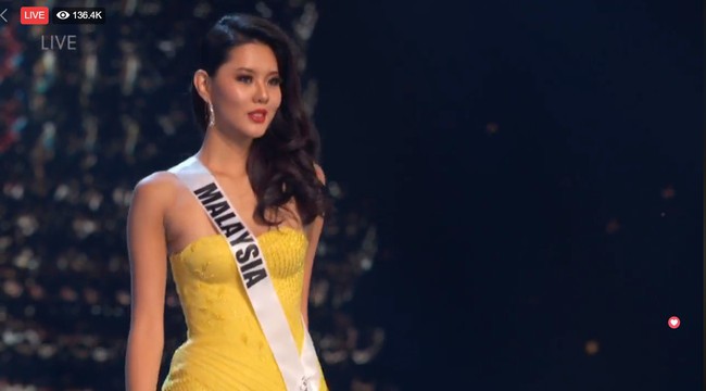HHen Niê khoe vóc dáng nóng bỏng trong đêm bán kết Miss Universe cực hoành tráng - Ảnh 11.
