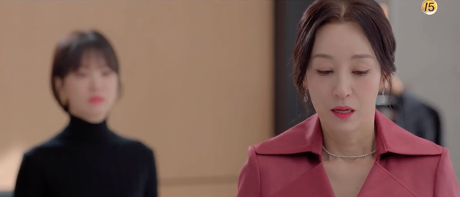 Vừa đồng ý tìm hiểu Park Bo Gum, Song Hye Kyo đã mua ngay cà vạt để... trói chân phi công trẻ - Ảnh 13. Vừa đồng ý tìm hiểu Park Bo Gum, Song Hye Kyo đã mua ngay cà vạt để... trói chân phi công trẻ - Ảnh 13.
