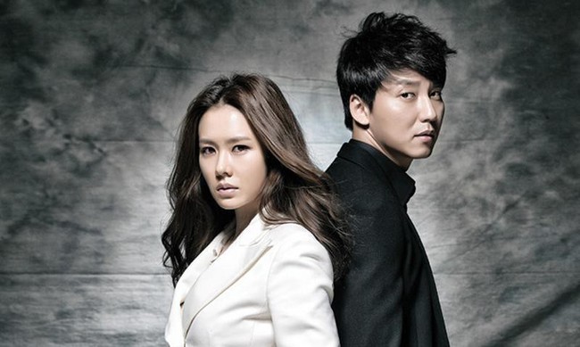 Son Ye Jin tái hợp Kim Nam Gil trong phim hành động mới về cướp biển - Ảnh 1.