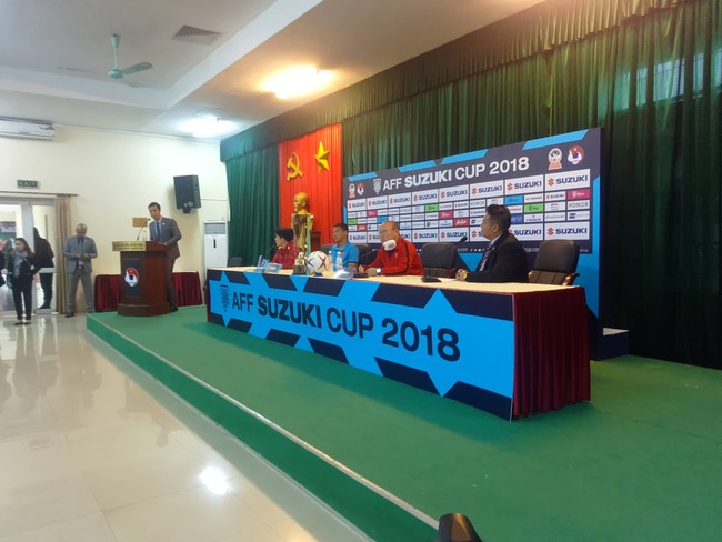 Hình ảnh chiếc cup vàng AFF 2018 bất ngờ xuất hiện trước trận chung kết - Ảnh 5.