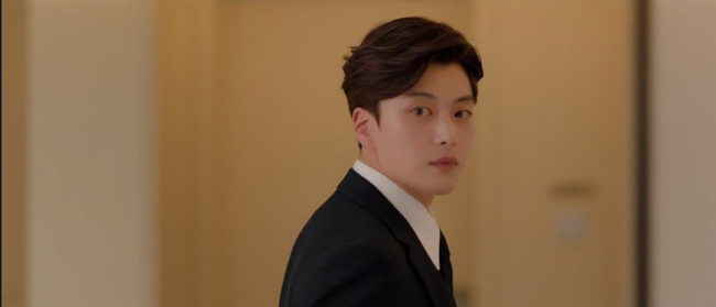 Điểm mặt những nhân vật gây khó dễ cho chuyện tình của phi công trẻ và Song Hye Kyo - Ảnh 9. Điểm mặt những nhân vật gây khó dễ cho chuyện tình của phi công trẻ và Song Hye Kyo - Ảnh 9.