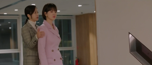 Song Hye Kyo gây sốc khi tuyên bố đang hẹn hò phi công trẻ Park Bo Gum với giới truyền thông - Ảnh 5.