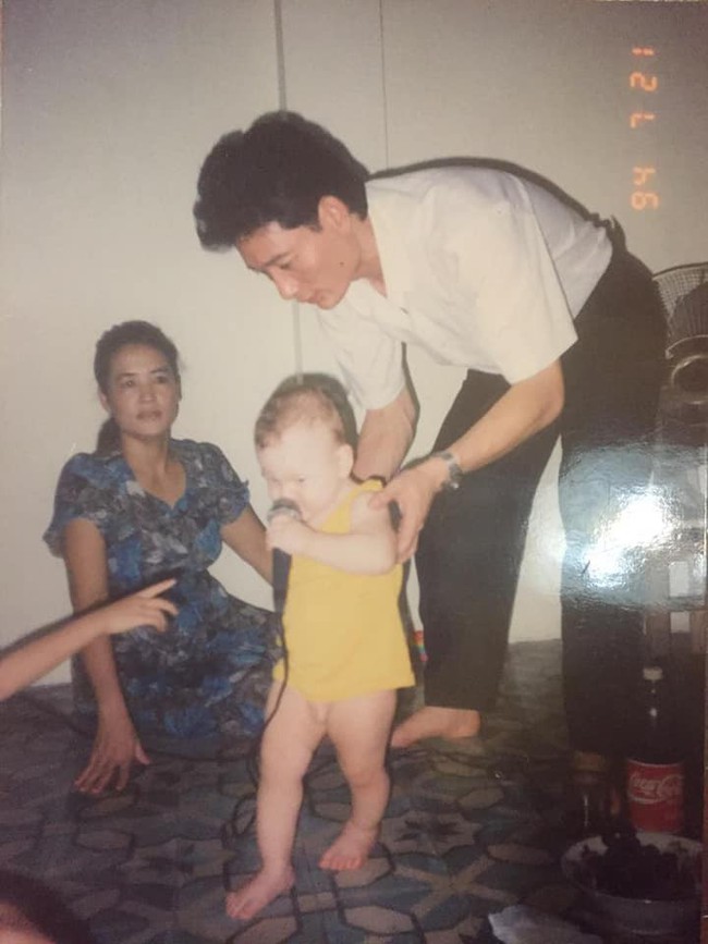 Nghệ sĩ Đặng Hùng tiết lộ những câu chuyện và hình ảnh đáng yêu của chàng thủ môn Lâm Tây bé nhỏ - Ảnh 3. Nghệ sĩ Đặng Hùng tiết lộ những câu chuyện và hình ảnh đáng yêu của chàng thủ môn Lâm Tây bé nhỏ - Ảnh 3.