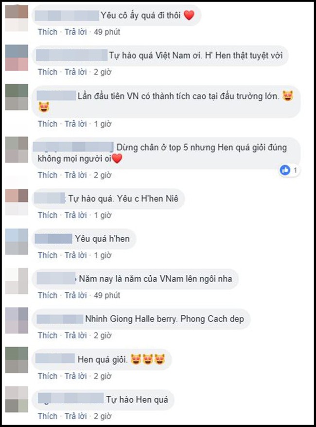 Bão bóng đá còn chưa tan hết, dân tình lại hò nhau xuống đường ăn mừng kỳ tích của Hoa hậu HHen Niê - Ảnh 1. Bão bóng đá còn chưa tan hết, dân tình lại hò nhau xuống đường ăn mừng kỳ tích của Hoa hậu HHen Niê - Ảnh 1.