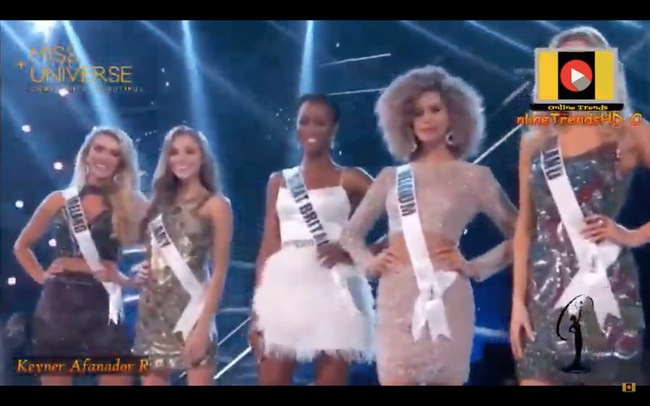 Trực tiếp: Cùng Top 15 bước vào vòng phỏng vấn ngắn với MC, HHen Niê cố gắng nói tiếng Anh dù ấp úng - Ảnh 10.