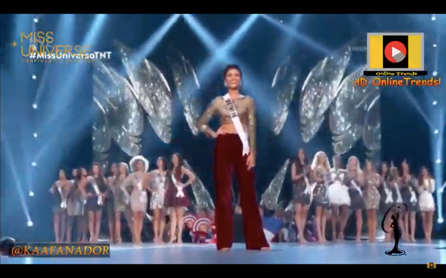 Trực tiếp chung kết Miss Universe 2018: HHen làm nên kì tích chưa từng có, một vị trí trong Top 10 - Ảnh 2.