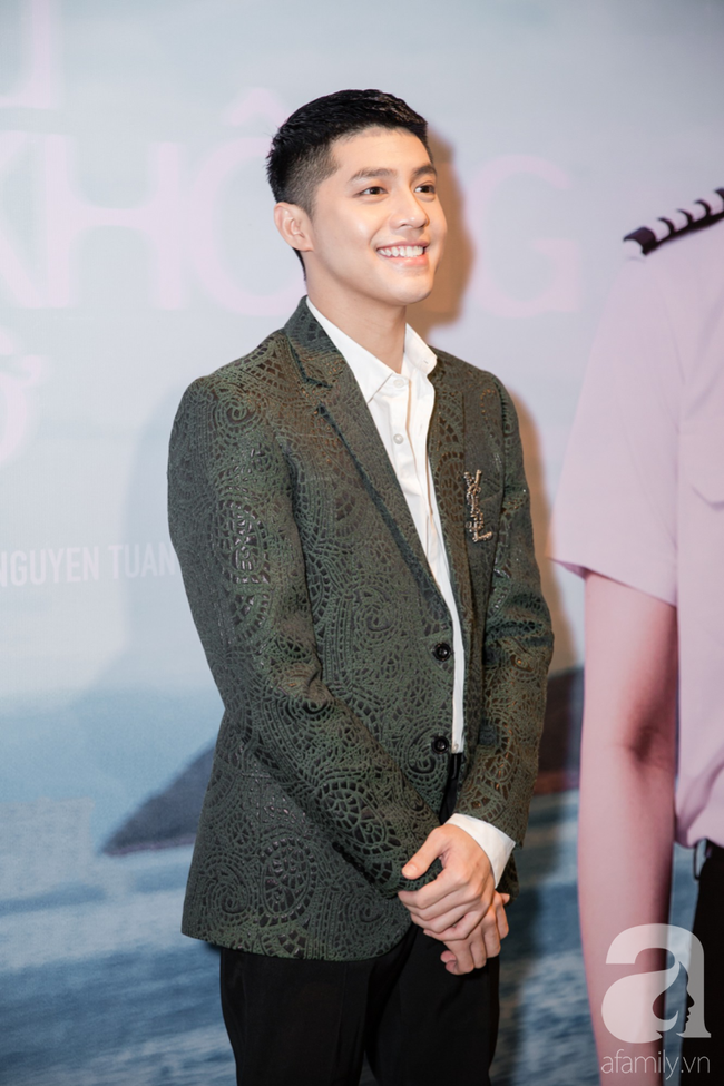Noo Phước Thịnh diện vest bảnh bao, đẹp trai hút hồn trong họp báo ra mắt MV mới - Ảnh 9.