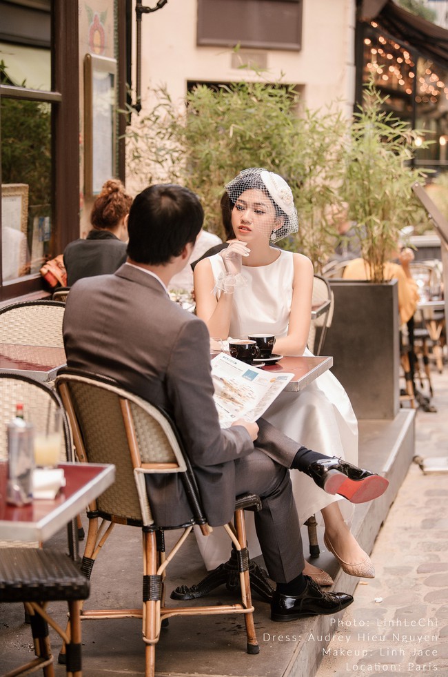 Trọn bộ ảnh cưới xa xỉ, đẹp như tạp chí được chụp tại Pháp của Á hậu Thanh Tú và chồng đại gia hơn 16 tuổi - Ảnh 8. Trọn bộ ảnh cưới xa xỉ, đẹp như tạp chí được chụp tại Pháp của Á hậu Thanh Tú và chồng đại gia hơn 16 tuổi - Ảnh 8.