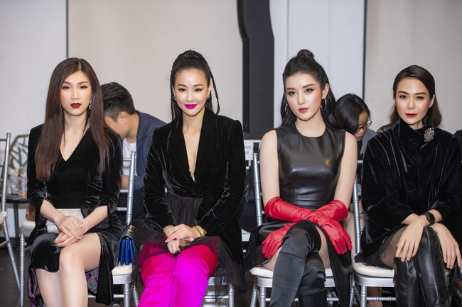 Mẹ đơn thân Hồng Quế hóa thân thành “cô dâu ma” sắc lạnh đến gai người trong show thời trang - Ảnh 4. Mẹ đơn thân Hồng Quế hóa thân thành “cô dâu ma” sắc lạnh đến gai người trong show thời trang - Ảnh 4.