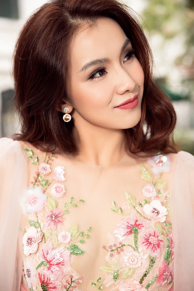 Hoa hậu Thùy Lâm khiến công chúng ngưỡng mộ với vẻ đẹp không góc chết sau 10 năm thi Hoa Hậu Hoàn Vũ - Ảnh 2.
