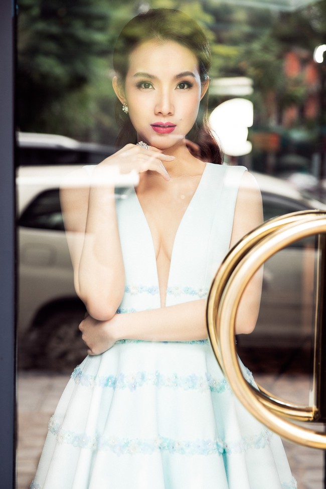 Hoa hậu Thùy Lâm khiến công chúng ngưỡng mộ với vẻ đẹp không góc chết sau 10 năm thi Hoa Hậu Hoàn Vũ - Ảnh 8.