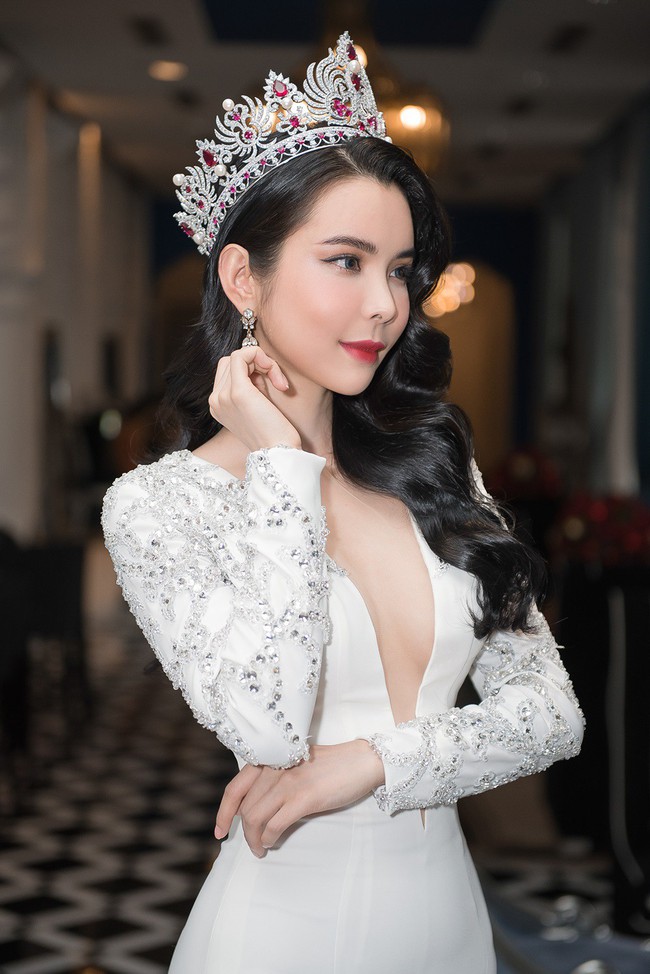 Á khôi siêu vòng 3 - Huỳnh Vy rạng rỡ mừng chiến thắng ở Miss Tourism Queen Worldwide 2018 - Ảnh 3.