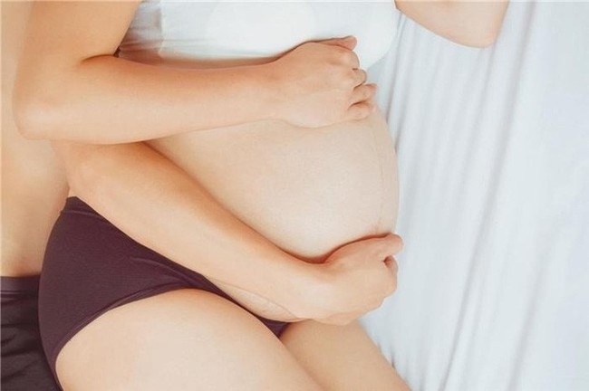 Tại sao phụ nữ lại tăng ham muốn và đạt đỉnh dễ dàng hơn khi mang thai: Đây là 3 lý do! - Ảnh 3.