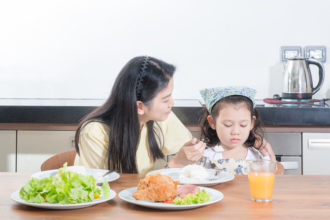 Chuyên gia nói gì về dinh dưỡng cho trẻ thấp còi? - Ảnh 1. Chuyên gia nói gì về dinh dưỡng cho trẻ thấp còi? - Ảnh 1.